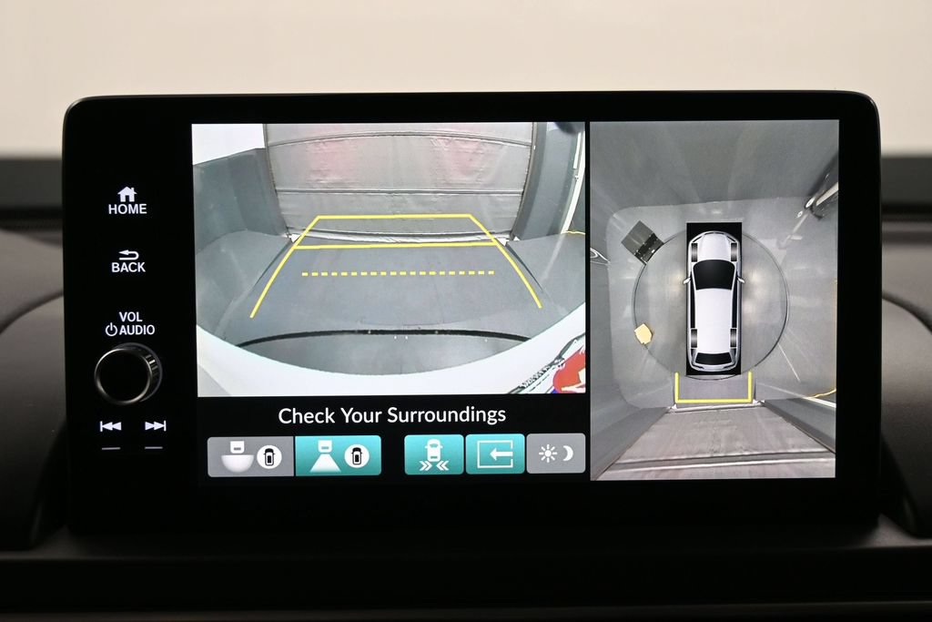Used 2024 Honda Pilot Elite image 14