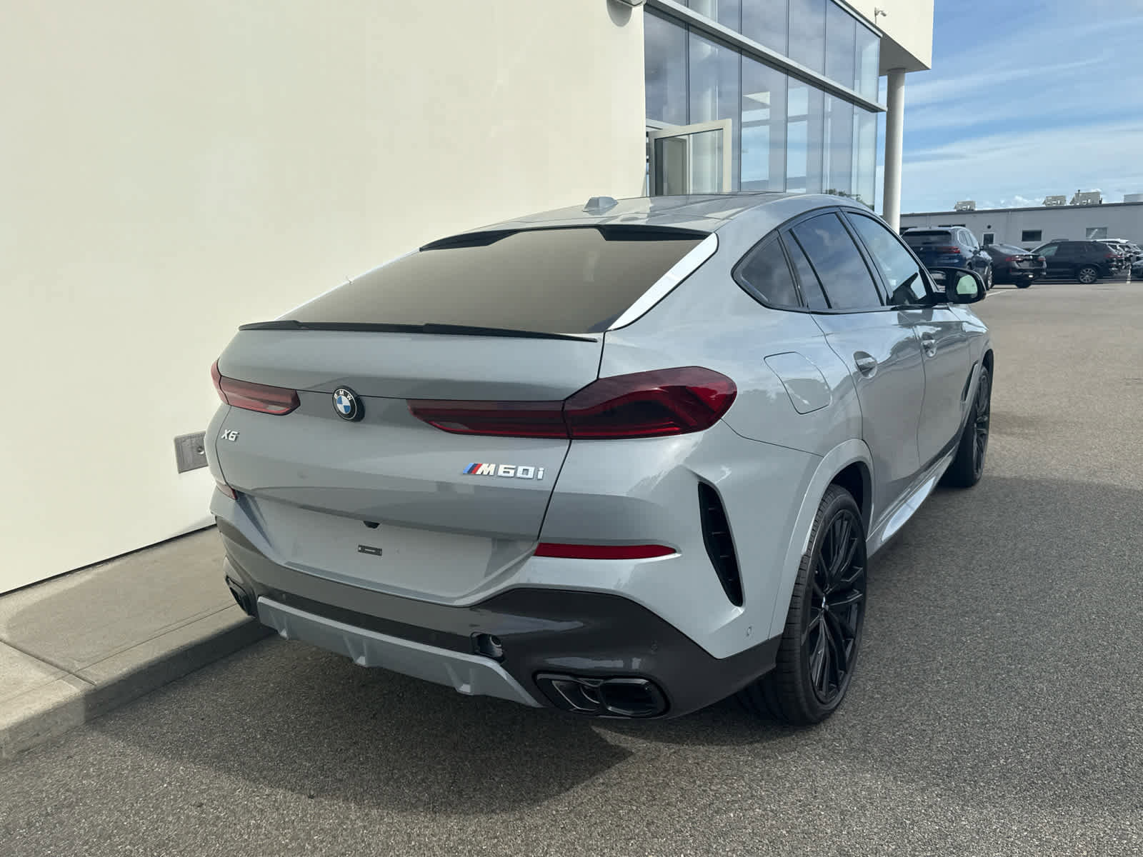 New 2026 BMW X6 M60i image 13