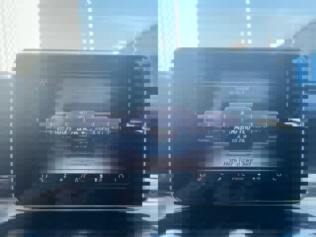 Used 2017 Mercedes-Benz C 300 Sedan image 32