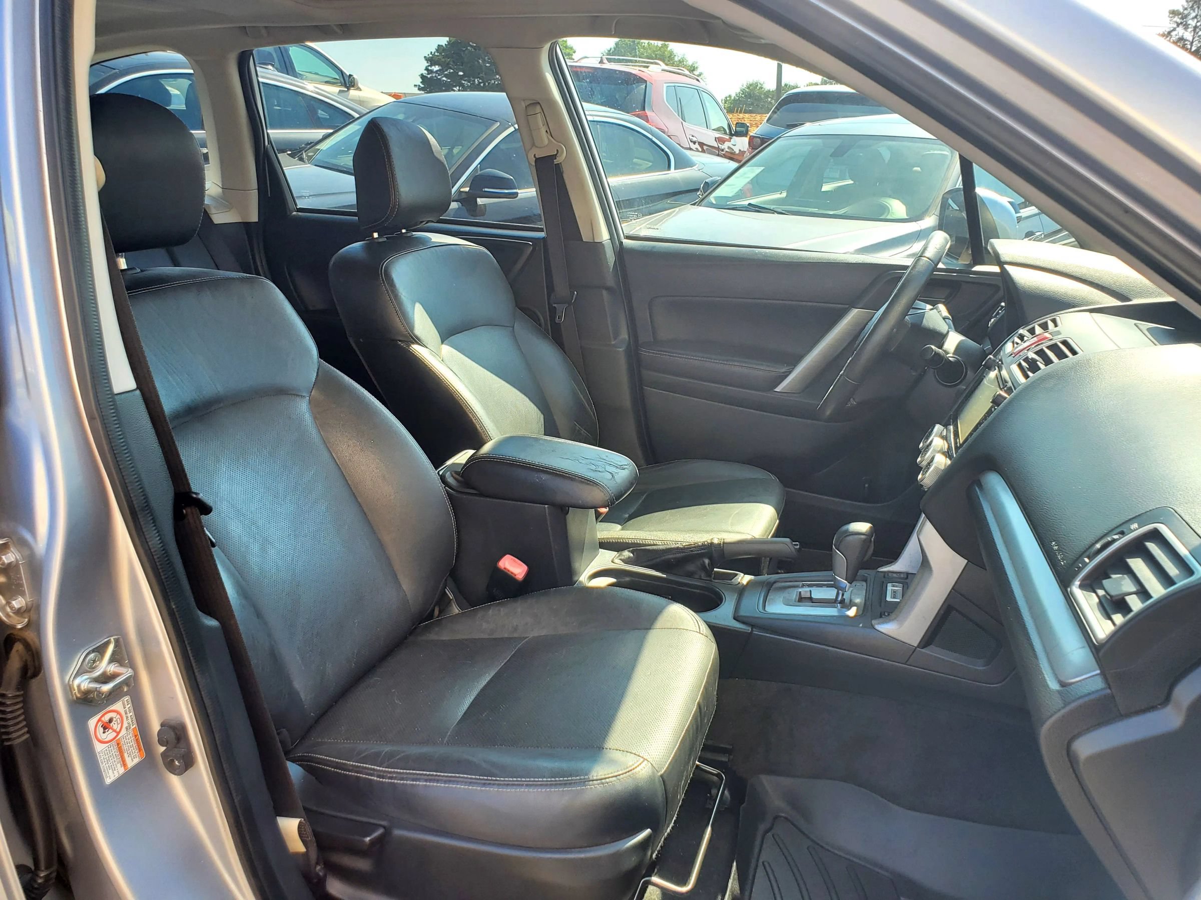 Used 2016 Subaru Forester 2.5i Limited AWD/4WD image 4
