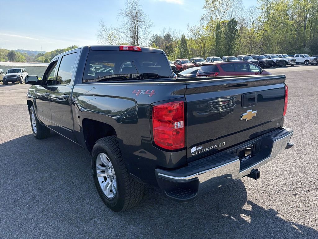 Used 2018 Chevrolet Silverado 1500 LT w/ All Star Edition AWD/4WD image 6