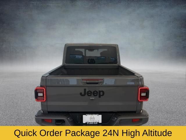 Used 2022 Jeep Gladiator Overland image 7