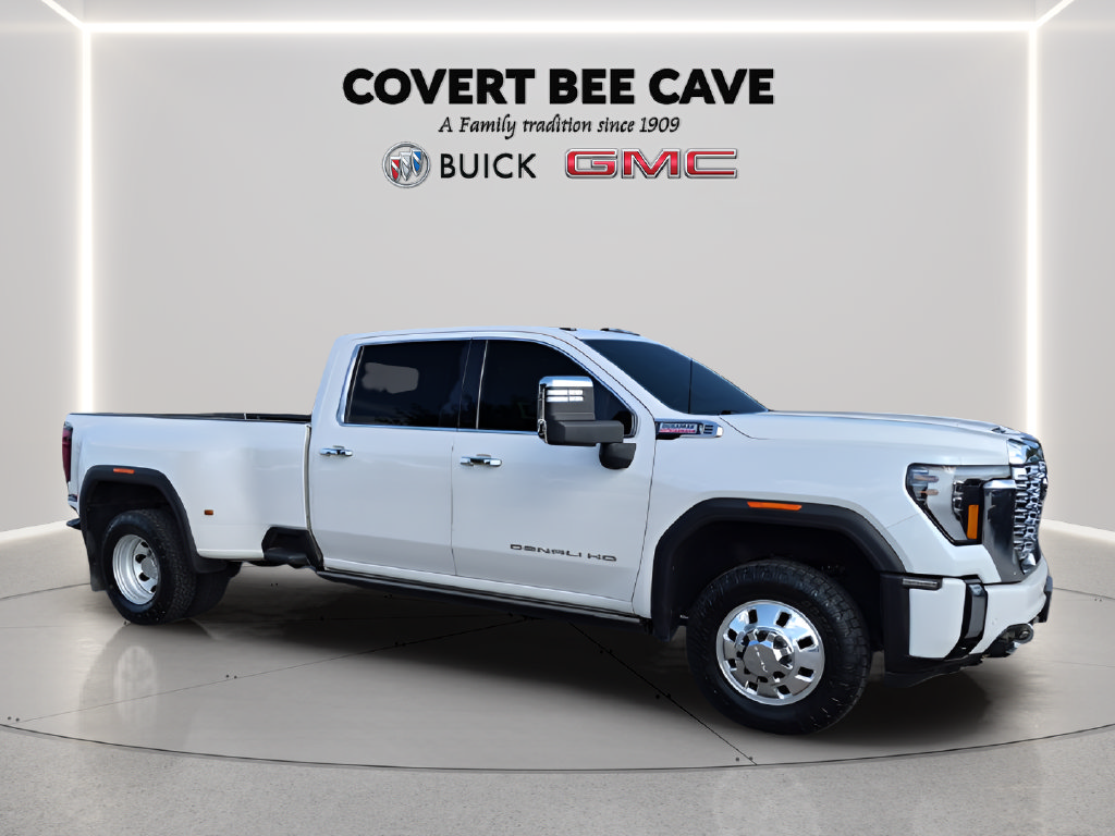 Used 2024 GMC Sierra 3500 Denali w/ Denali Reserve Package AWD/4WD image 12