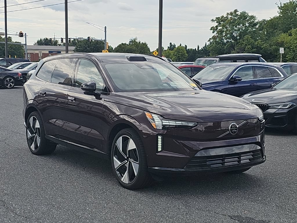 Used 2025 Volvo EX90 Ultra