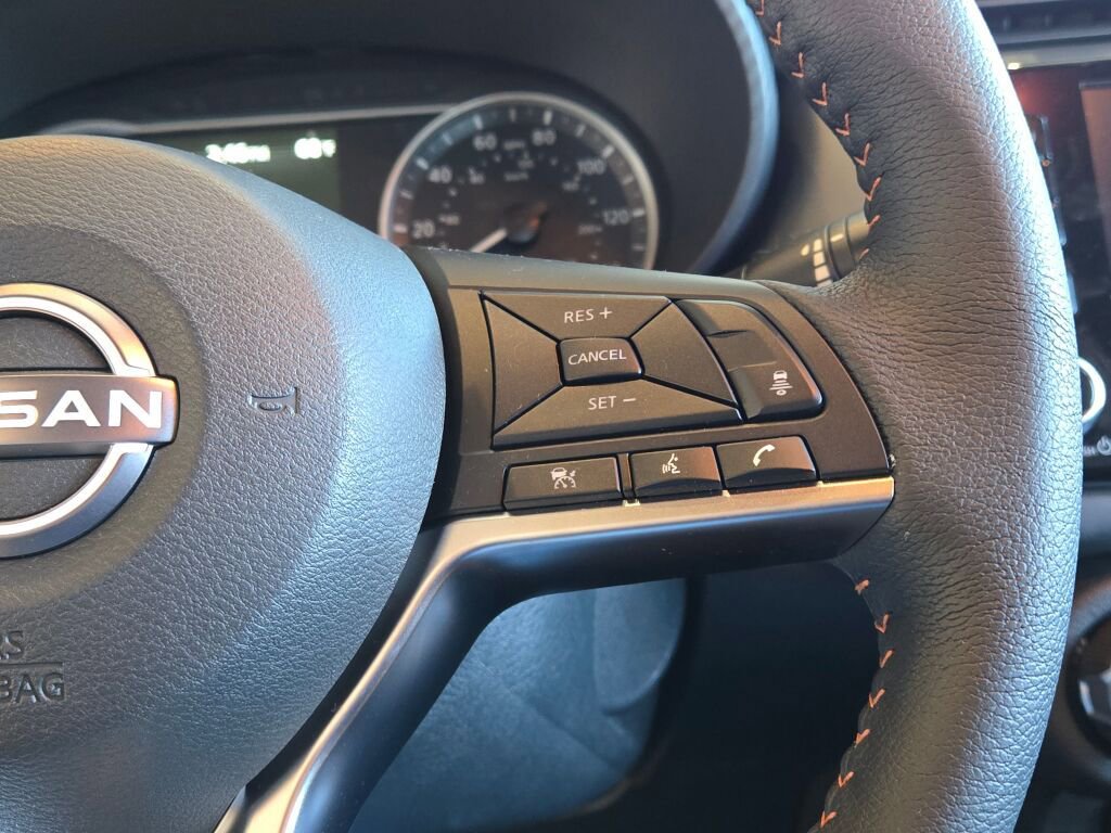 Used 2025 Nissan Versa SR w/ Trunk Package image 25