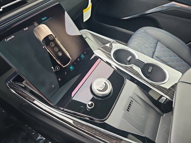 New 2026 Cadillac Escalade IQ Sport 1 w/ LPO, ONYX Package image 28