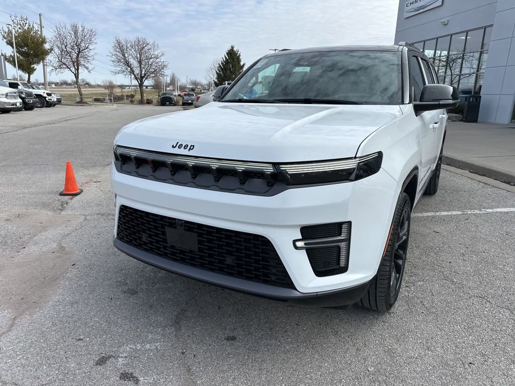 New 2026 Jeep Grand Wagoneer L Summit image 12