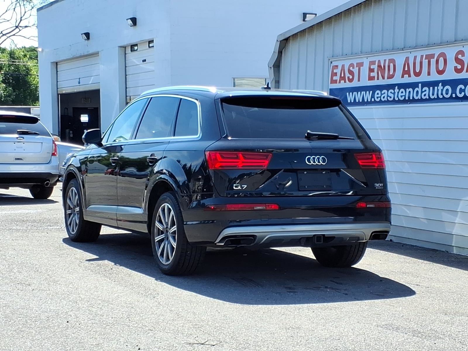 Used 2018 Audi Q7 3.0T Prestige w/ Prestige Package AWD/4WD image 3