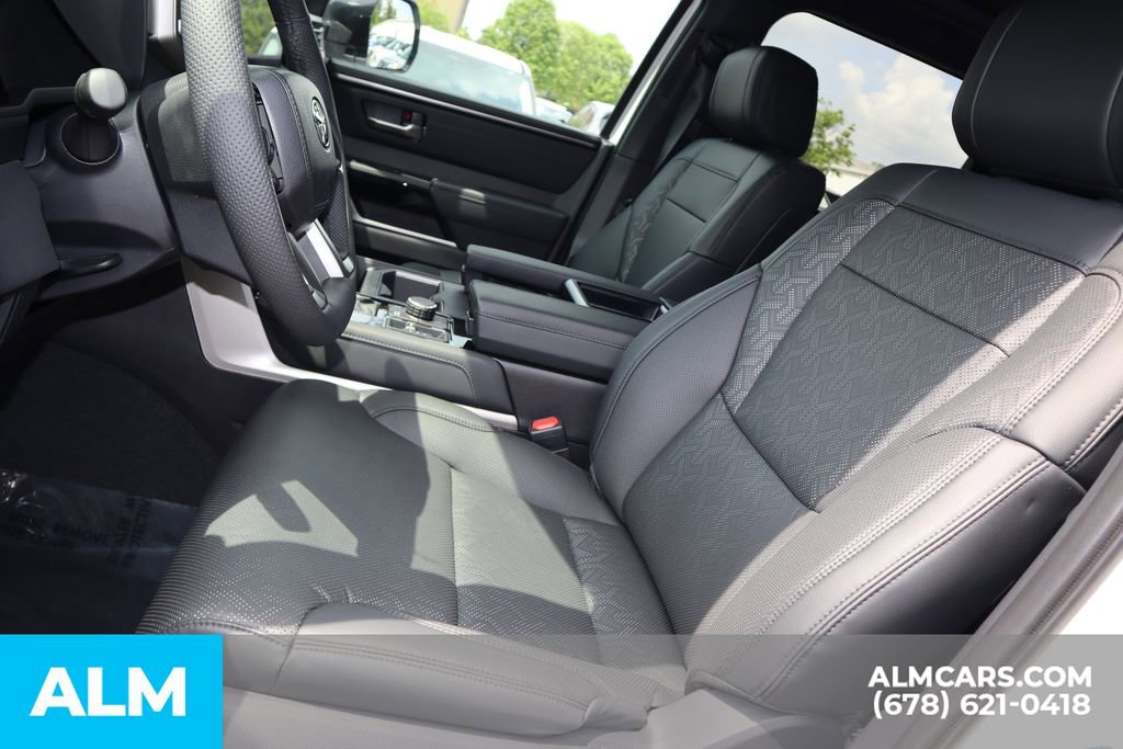 Used 2025 Toyota Tundra Limited image 17