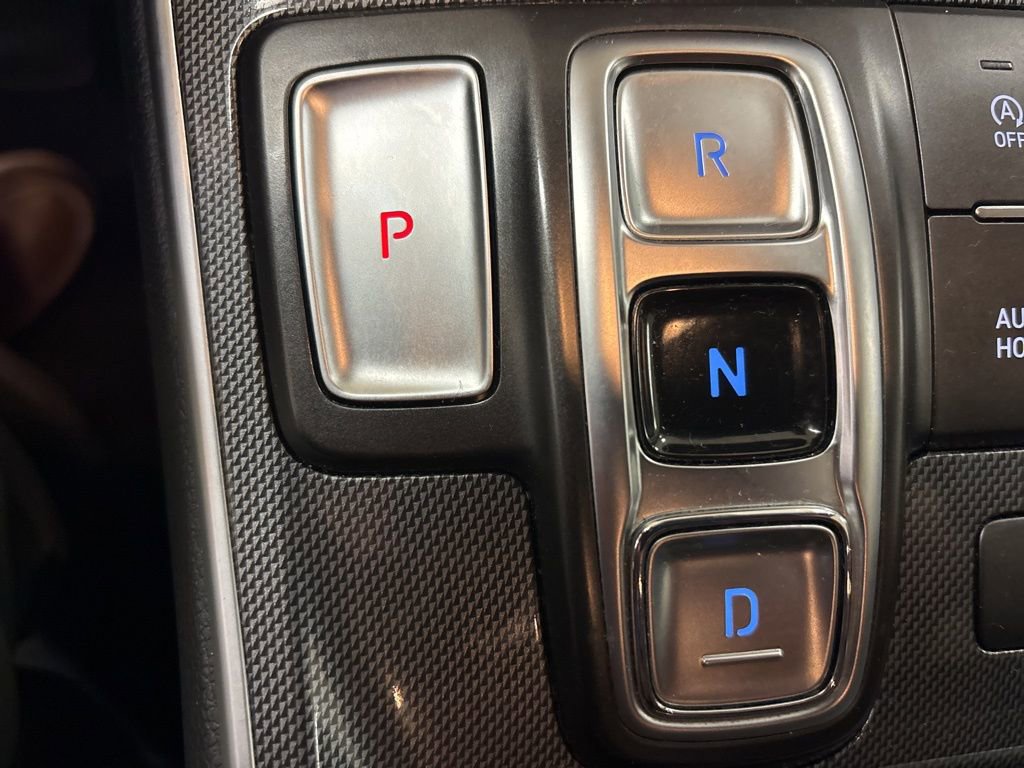 Used 2022 Hyundai Santa Fe SEL w/ Convenience Package image 16