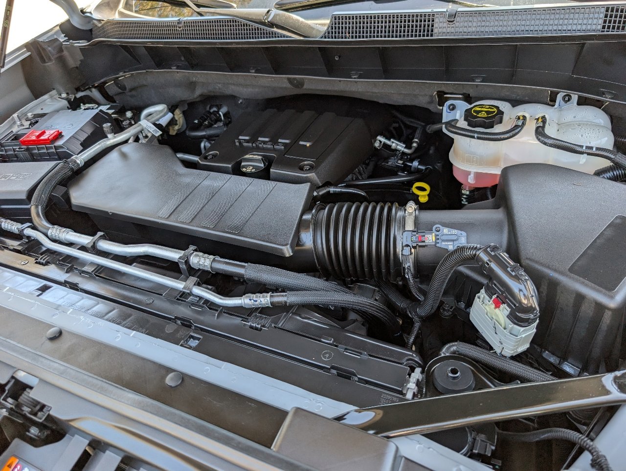 Used 2024 Chevrolet Silverado 1500 Custom w/ Turbomax Blackout Package image 20