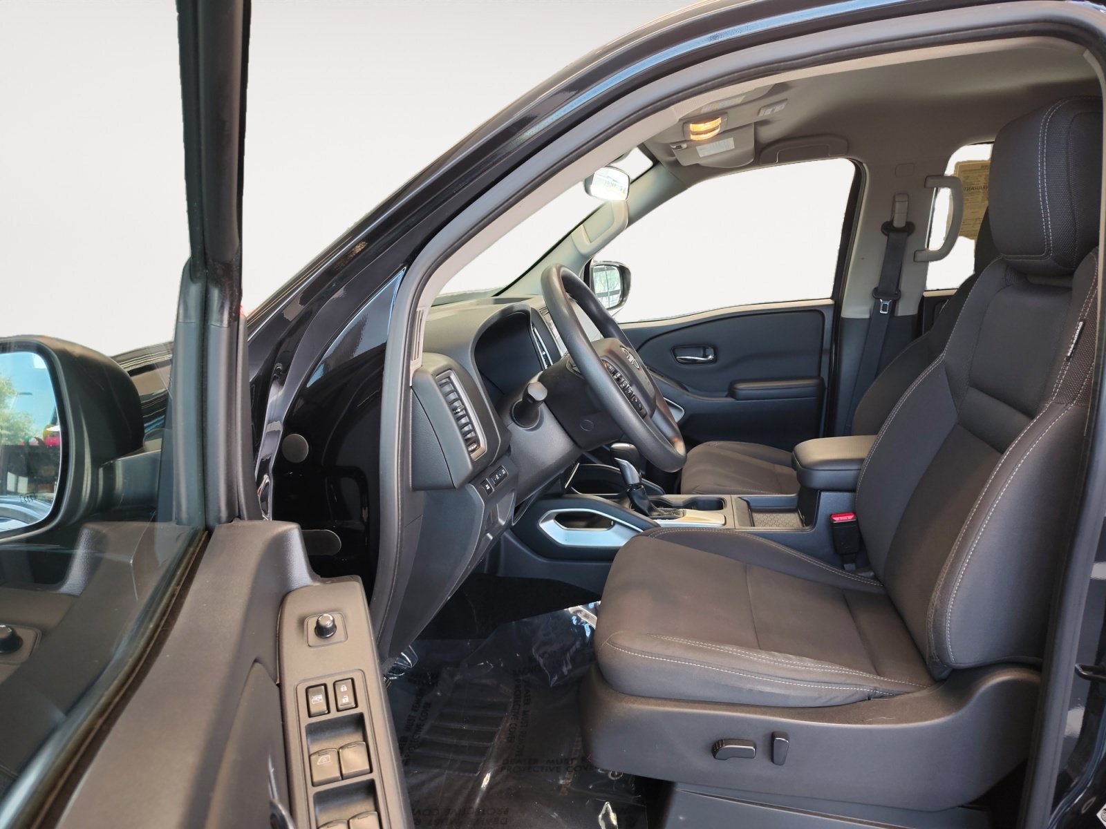 Used 2022 Nissan Frontier SV AWD/4WD image 22