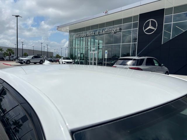 Used 2019 Chrysler 300 Touring w/ Sport Appearance Package RWD image 5