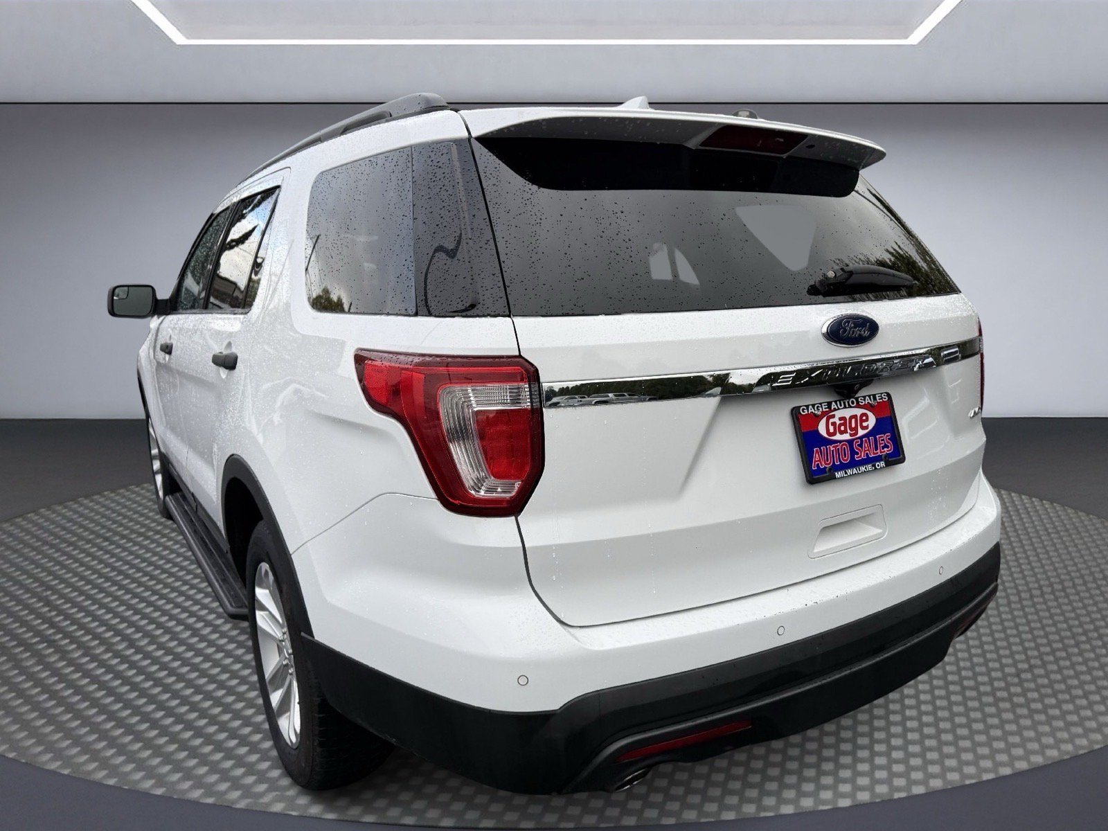 Used 2017 Ford Explorer 4WD image 4