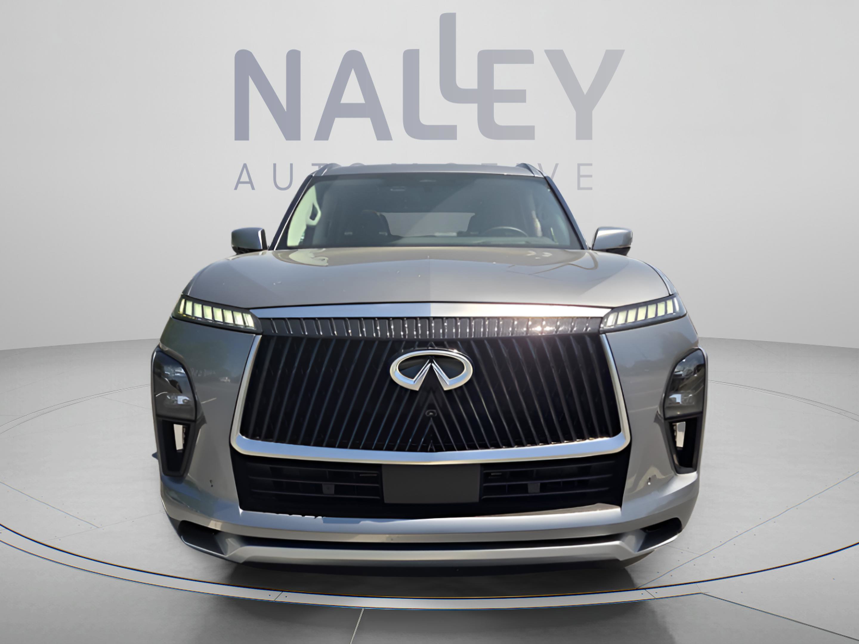 Used 2025 INFINITI QX80 Sensory AWD/4WD image 8