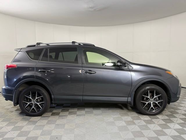 Used 2018 Toyota RAV4 SE w/ Power Extra Value Package AWD/4WD image 11