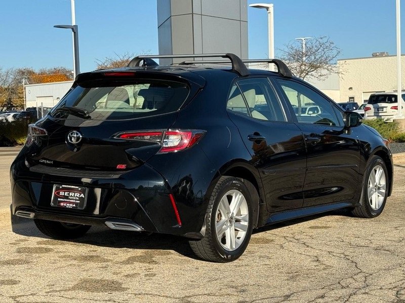 Used 2022 Toyota Corolla SE image 3