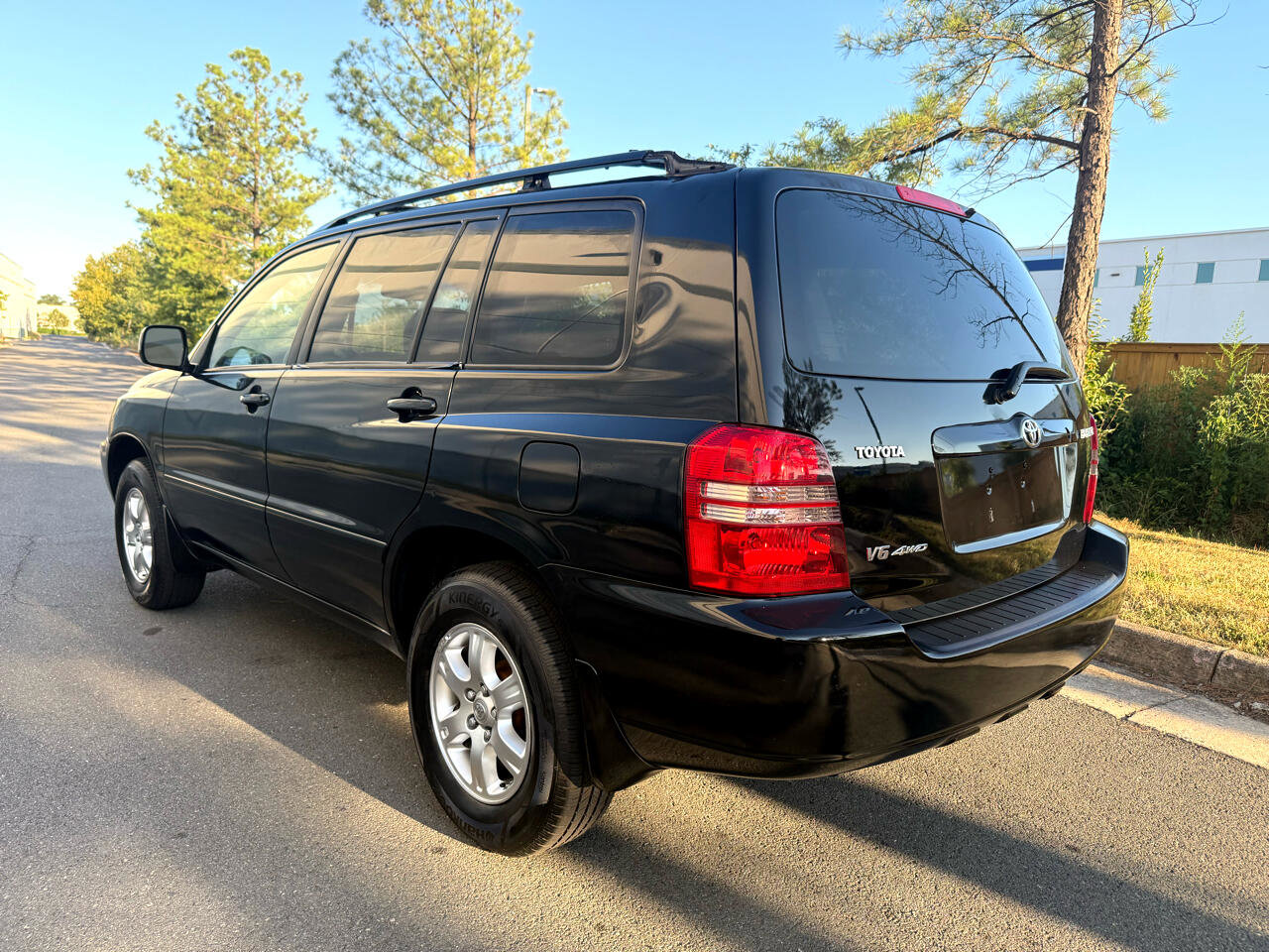 Used 2001 Toyota Highlander 4WD V6 image 2