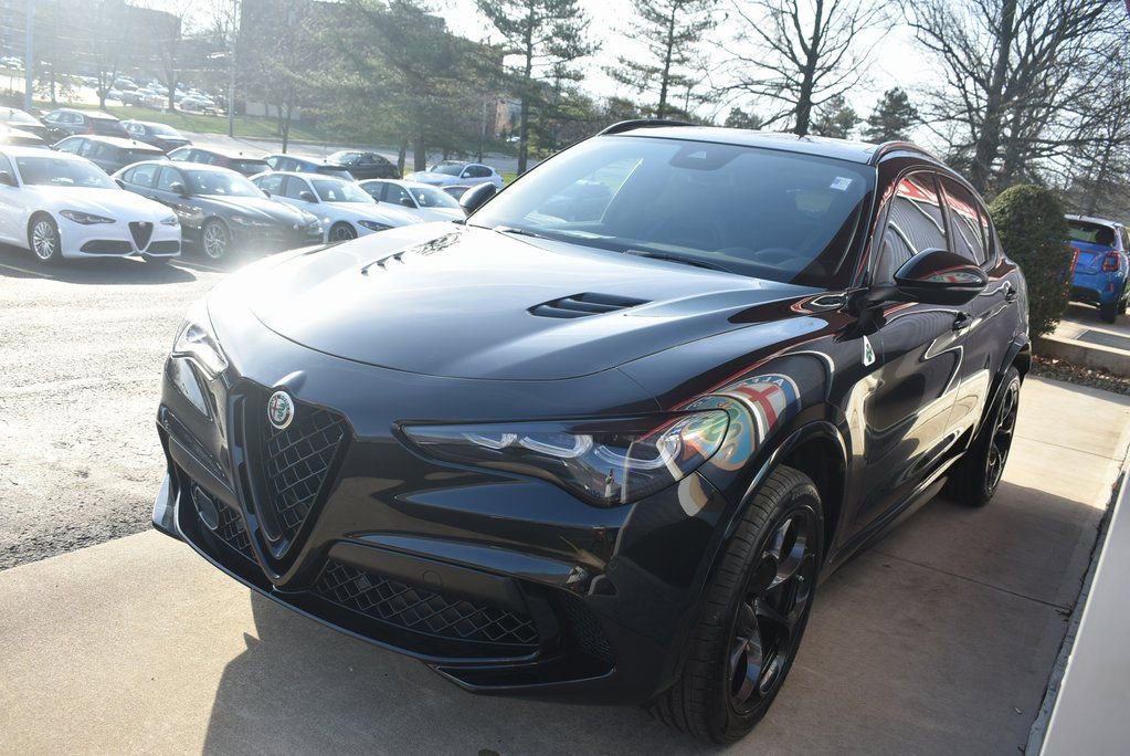 New 2024 Alfa Romeo Stelvio Quadrifoglio w/ Active Assist Plus Package AWD/4WD image 6