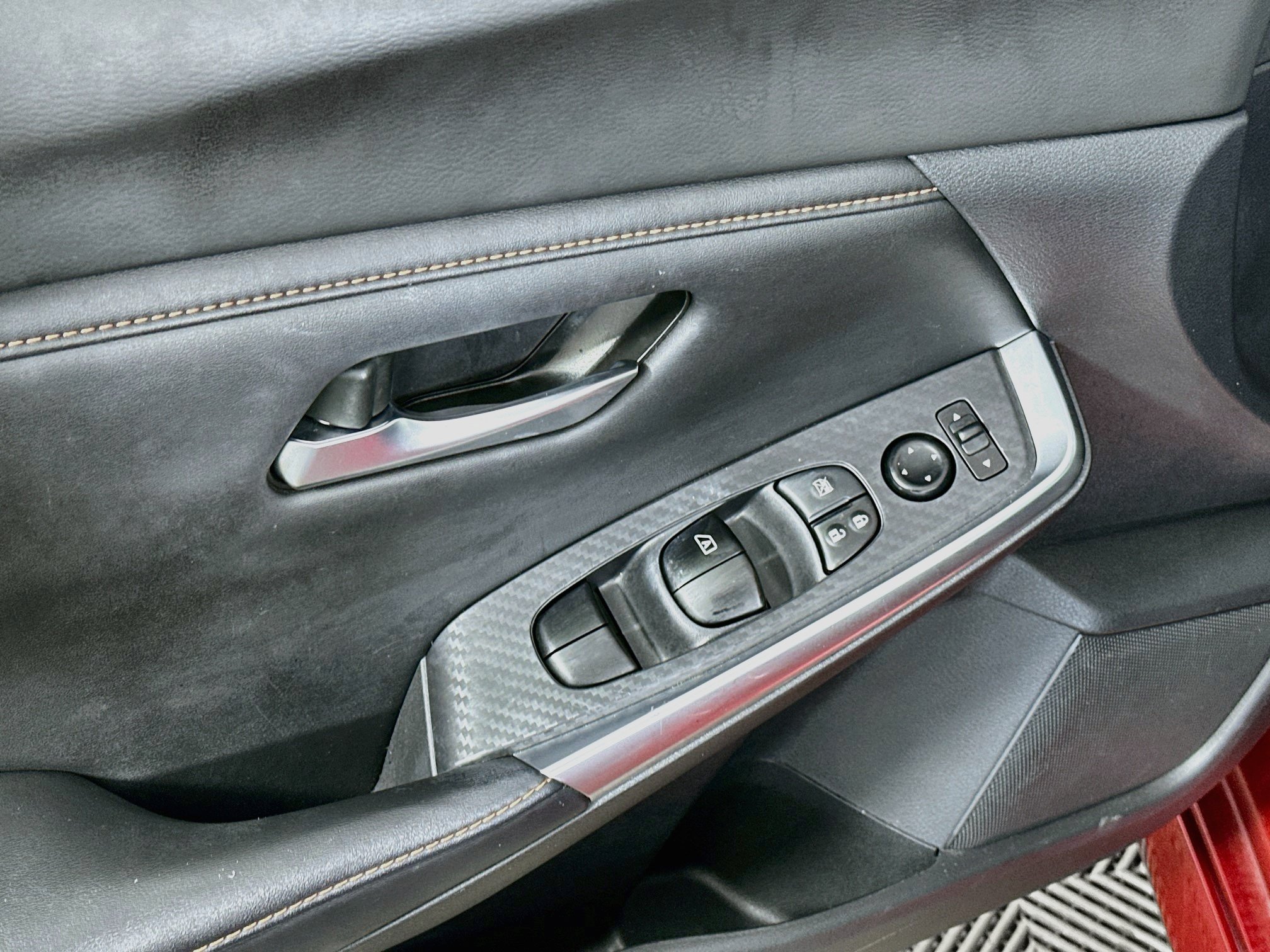 Used 2023 Nissan Sentra SR w/ Electronics Package FWD image 15
