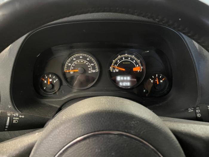 Used 2015 Jeep Patriot High Altitude image 39