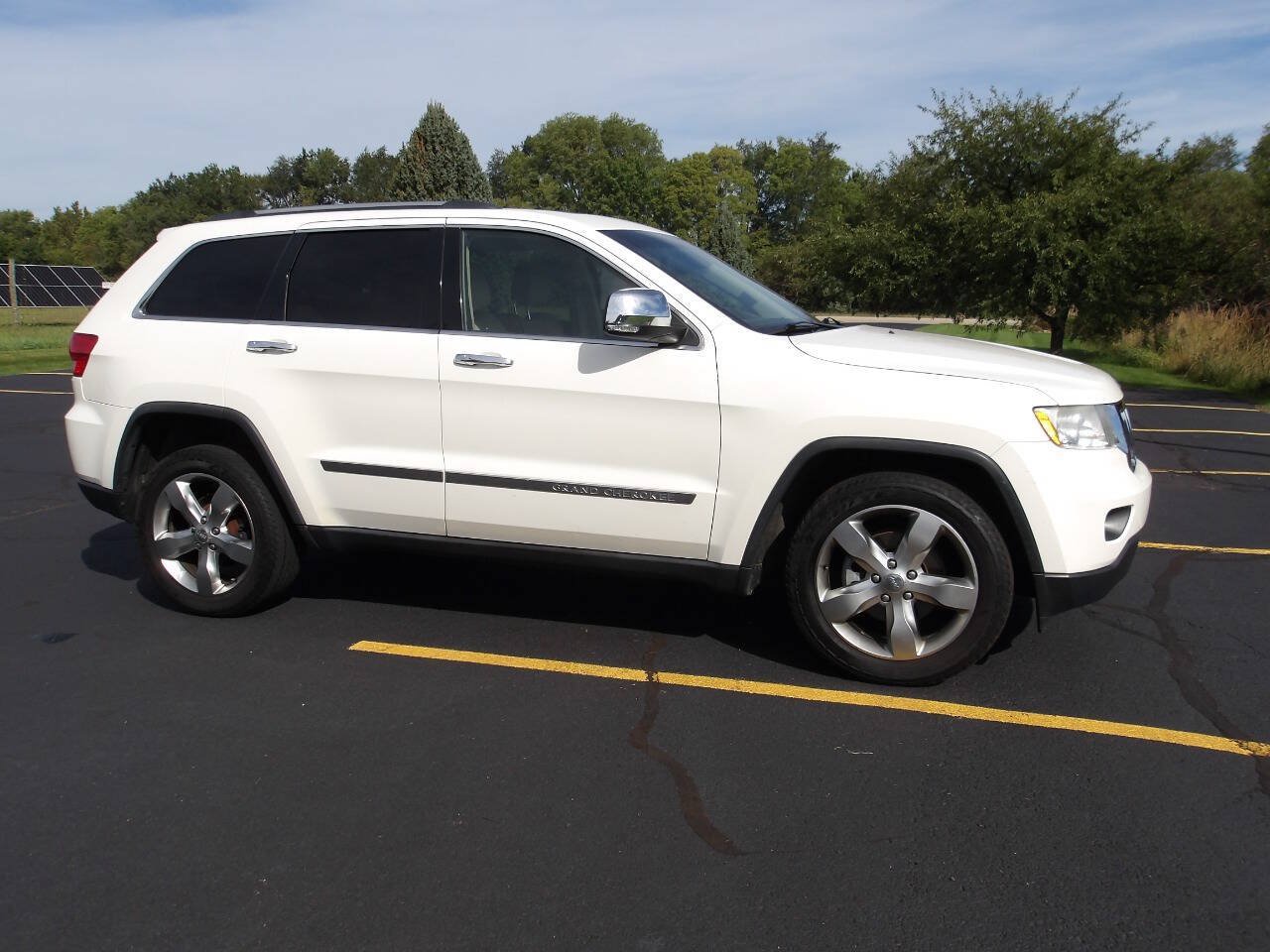 Used 2011 Jeep Grand Cherokee Overland