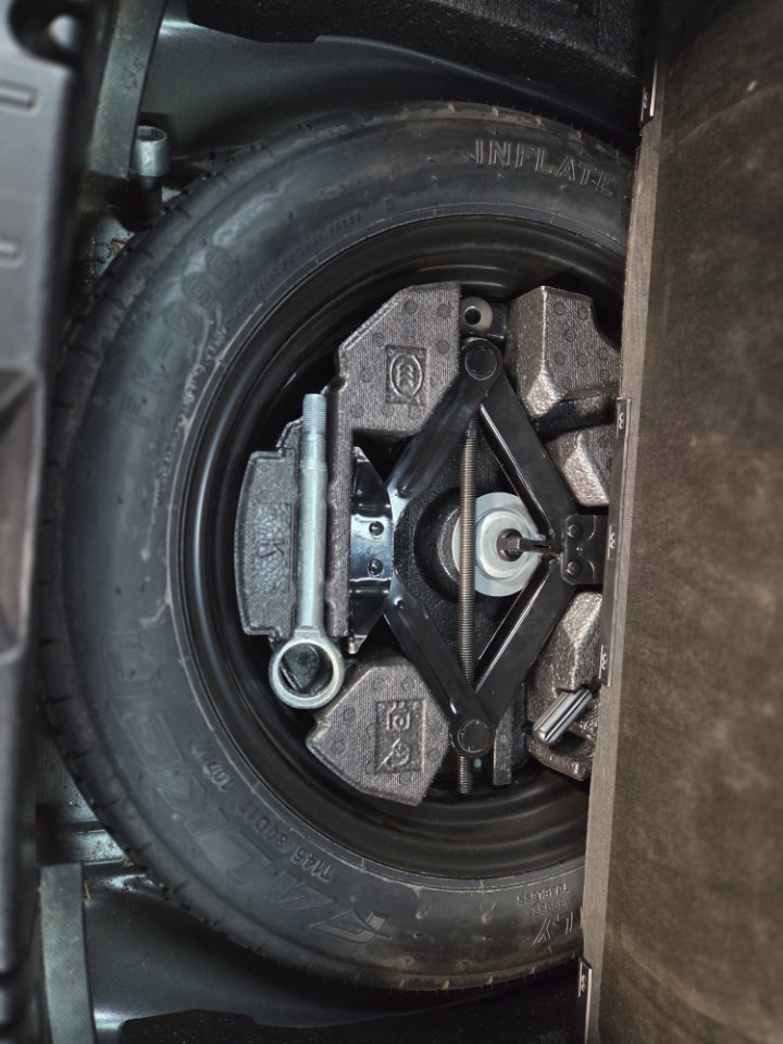 Used 2018 Subaru Crosstrek 2.0i Limited image 9