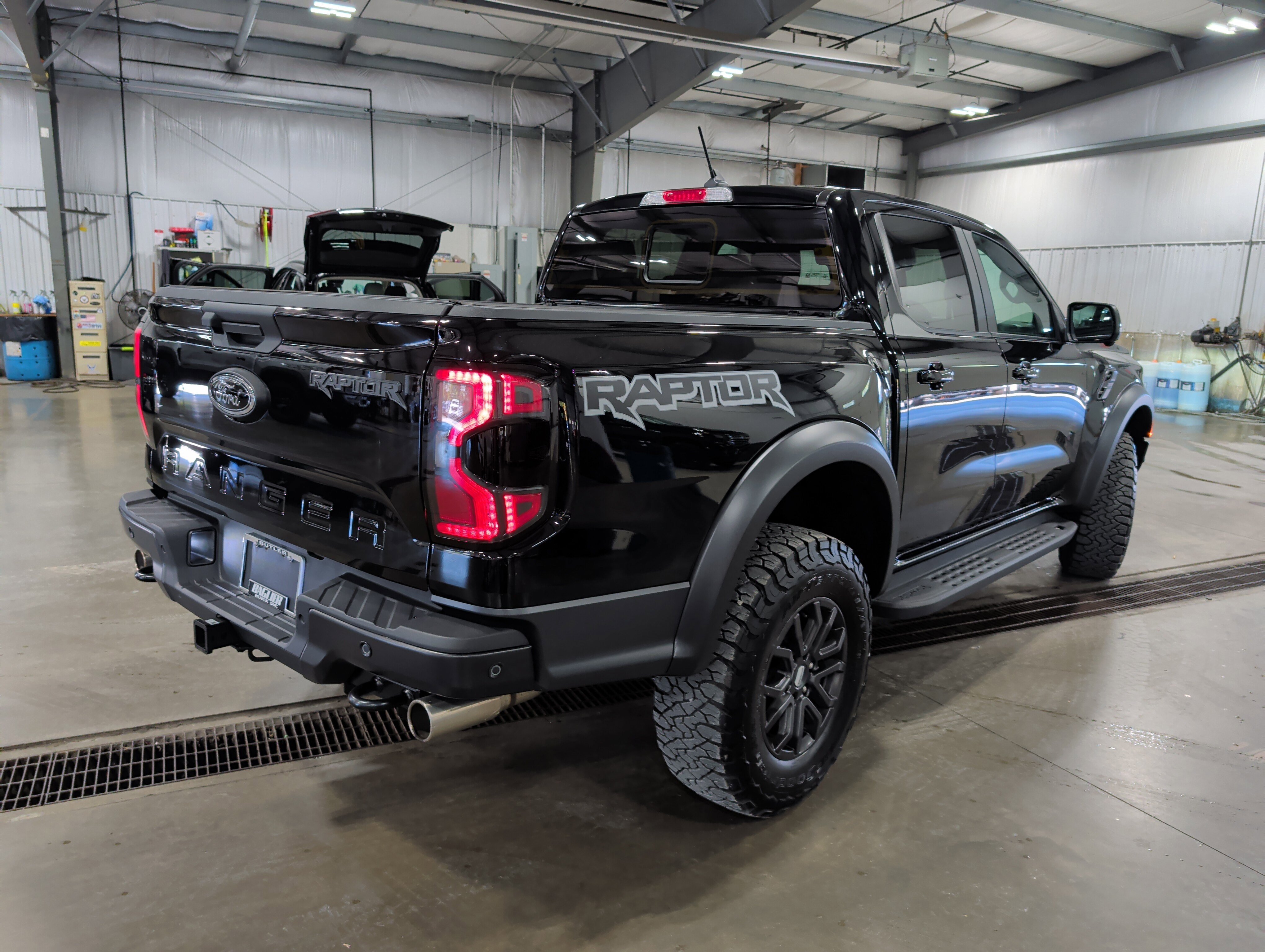 Used 2024 Ford Ranger Raptor image 3