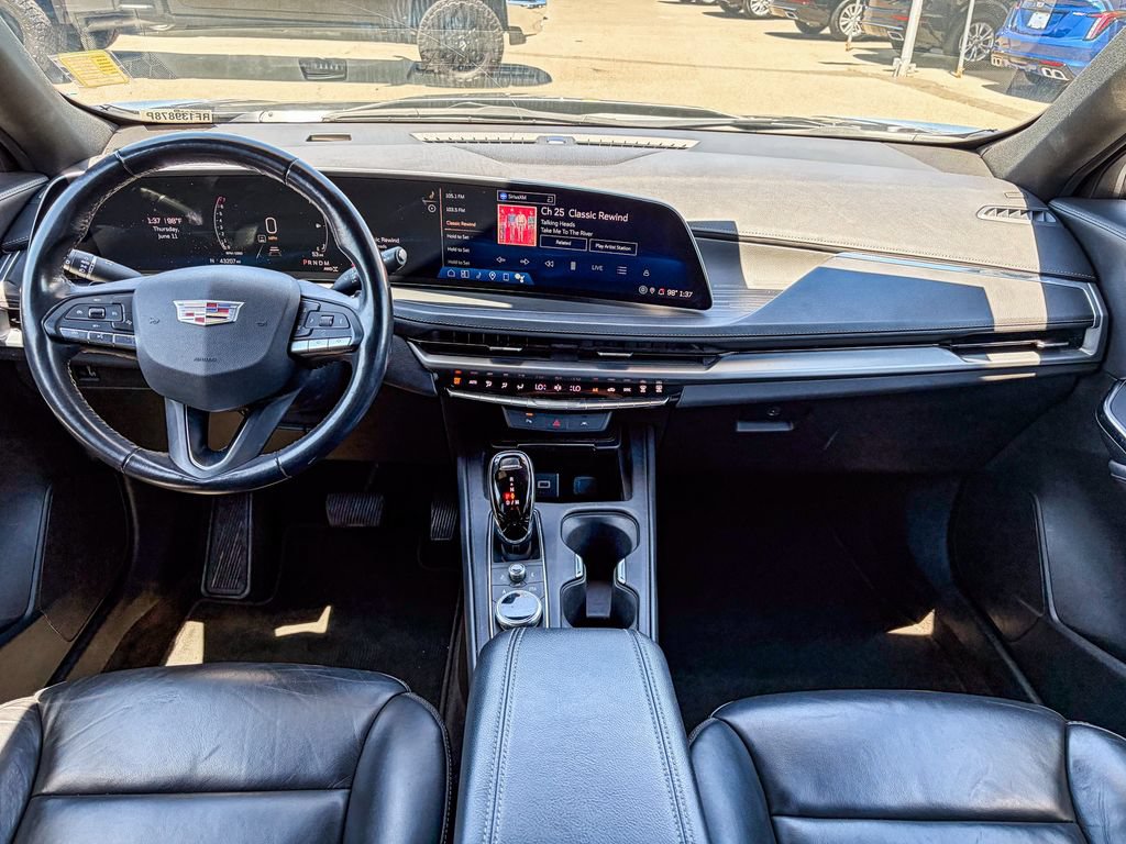Certified 2024 Cadillac XT4 Premium Luxury AWD/4WD image 12