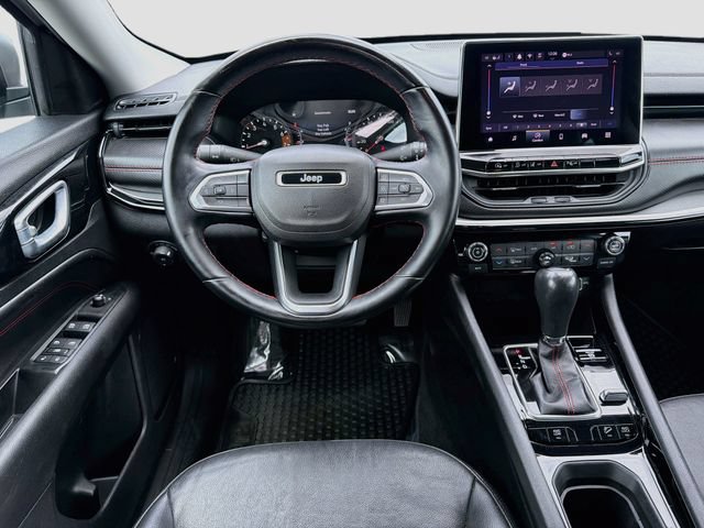 Used 2022 Jeep Compass Trailhawk w/ Trailhawk Convenience Group AWD/4WD image 22