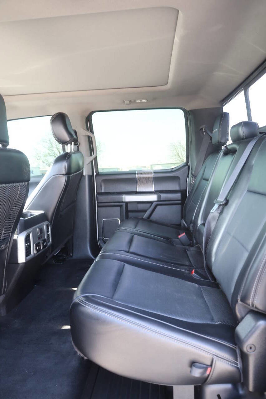 Used 2019 Ford F250 Lariat w/ Lariat Ultimate Package AWD/4WD image 17
