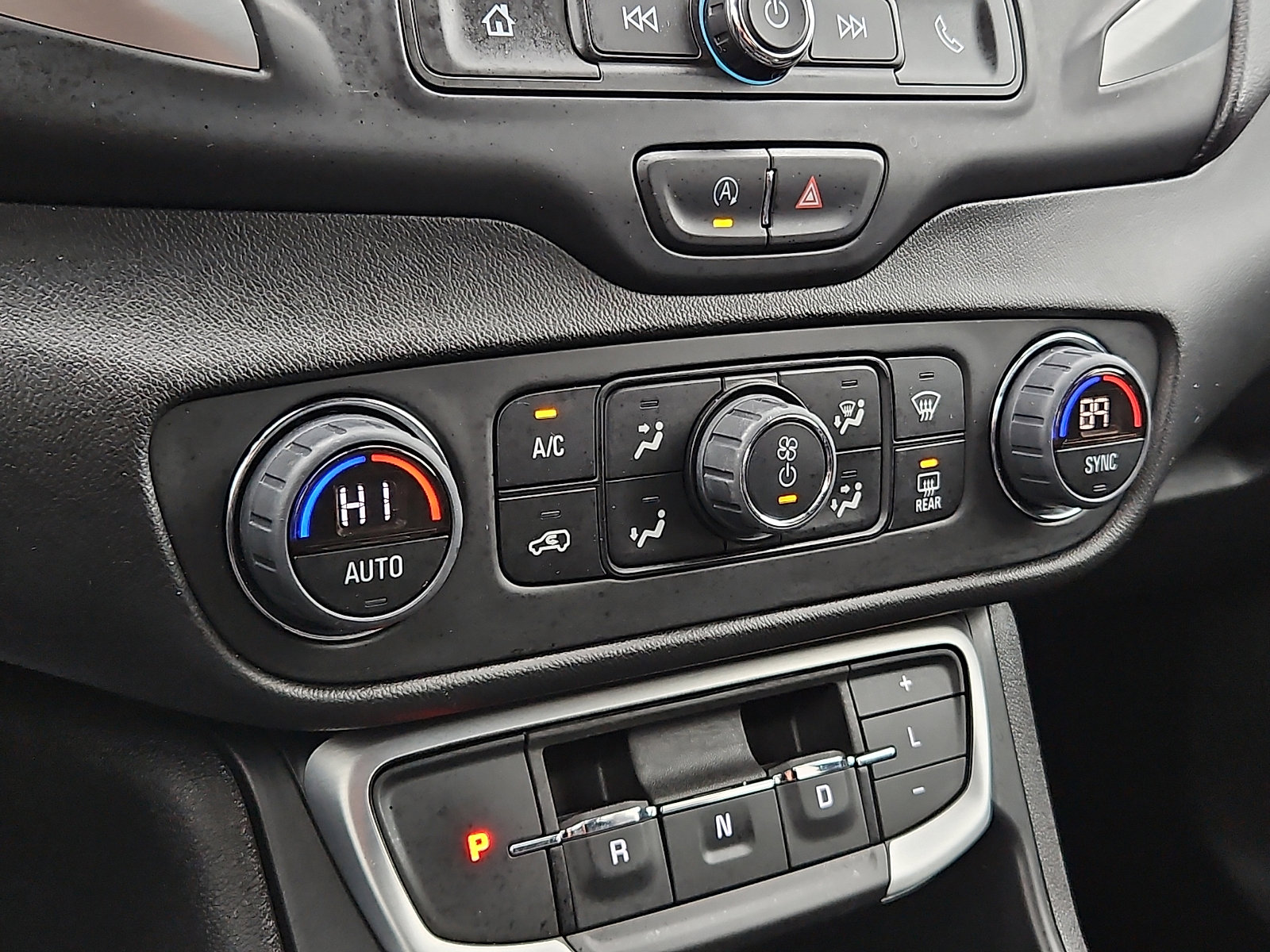 Certified 2023 GMC Terrain SLE w/ Driver Convenience Package image 15