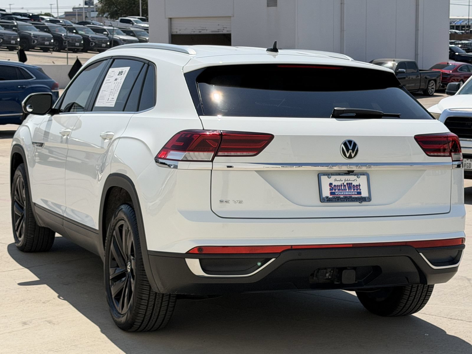 Used 2023 Volkswagen Atlas Cross Sport SE w/ Black Wheel Package FWD image 6