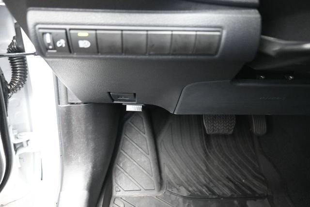 Used 2024 Toyota Corolla LE FWD image 16