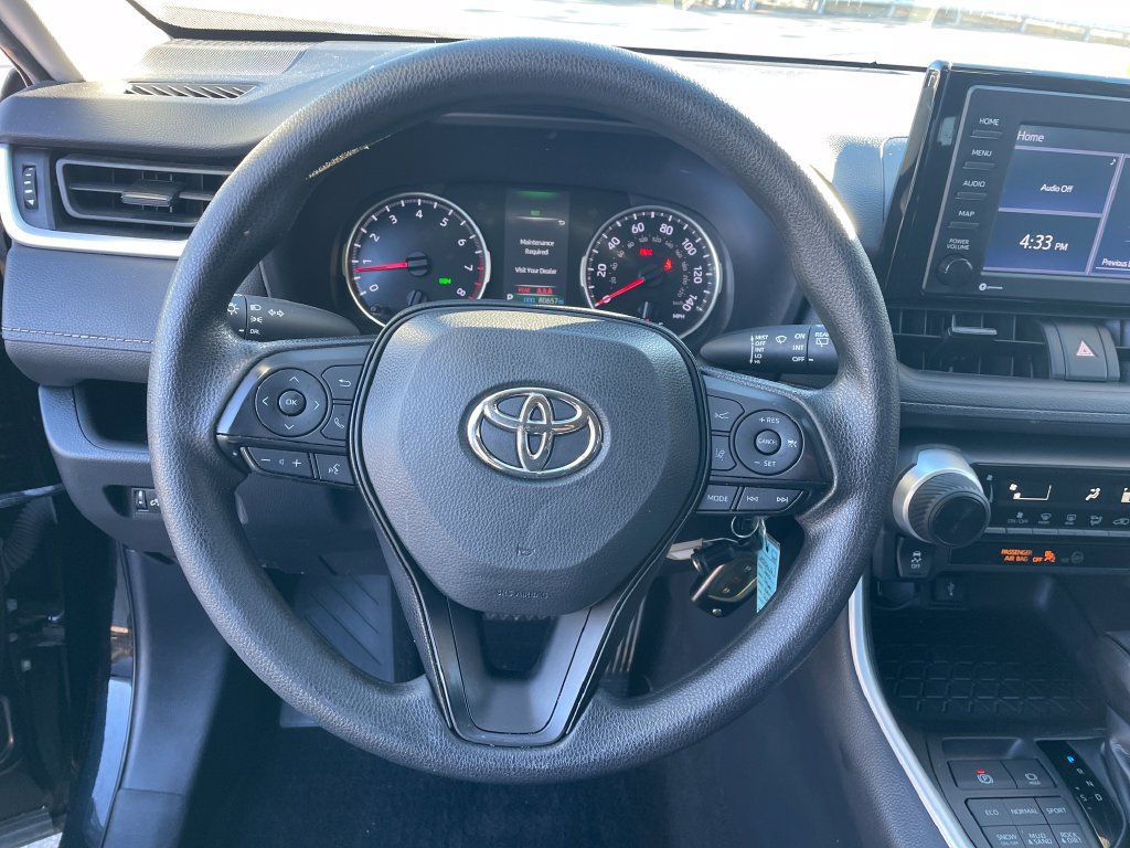 Certified 2022 Toyota RAV4 LE AWD/4WD image 16