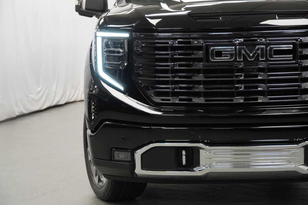 Certified 2025 GMC Sierra 1500 Denali Ultimate AWD/4WD image 40