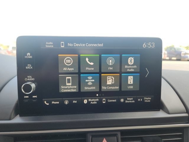 Used 2025 Honda Pilot EX-L image 14