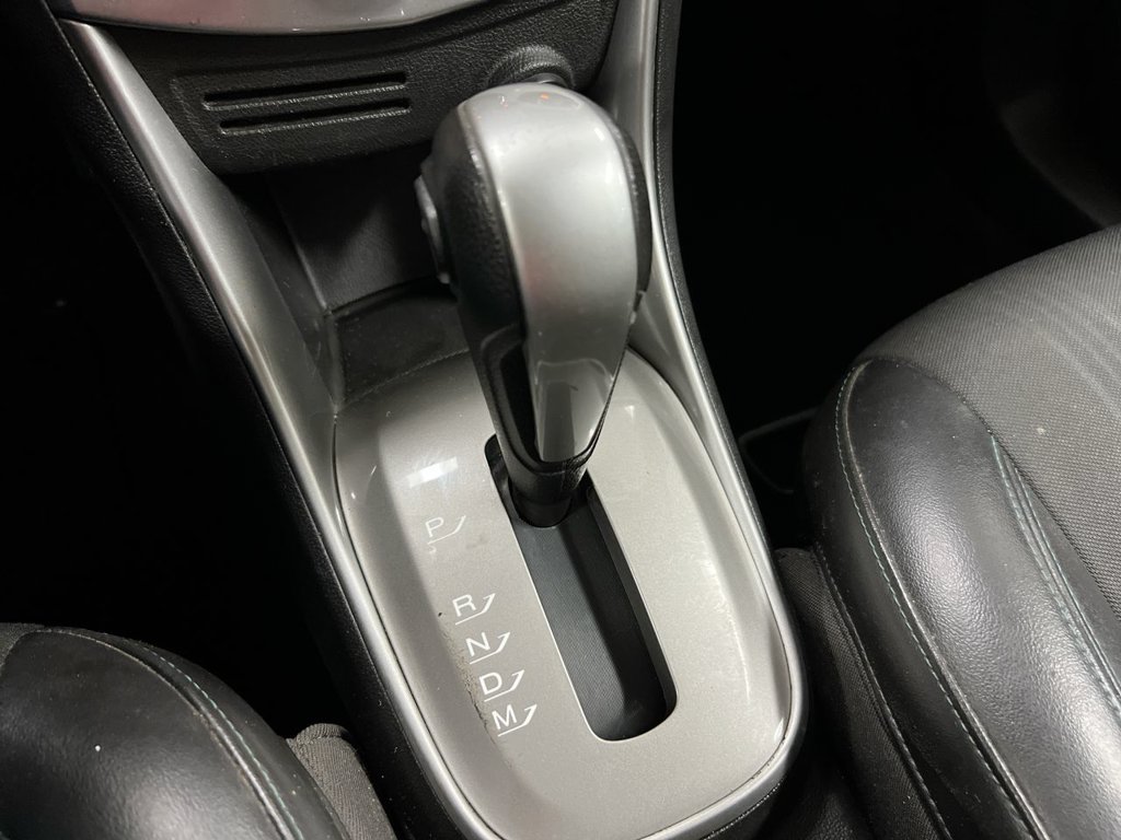 Used 2016 Chevrolet Trax LT w/ LT Convenience Package FWD image 17