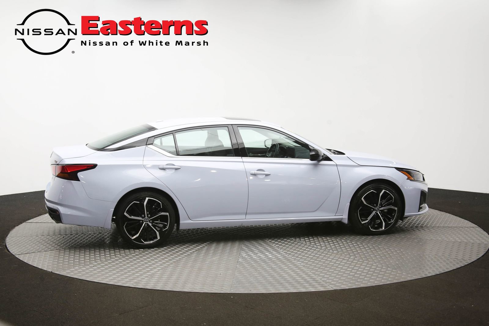 Used 2023 Nissan Altima 2.5 SR w/ SR Premium Package FWD image 44
