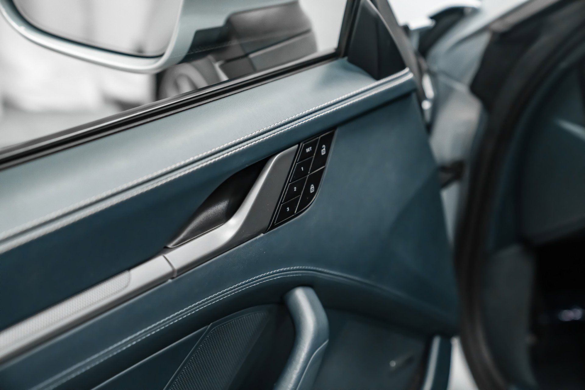 Used 2021 Porsche 911 Carrera 4S image 21