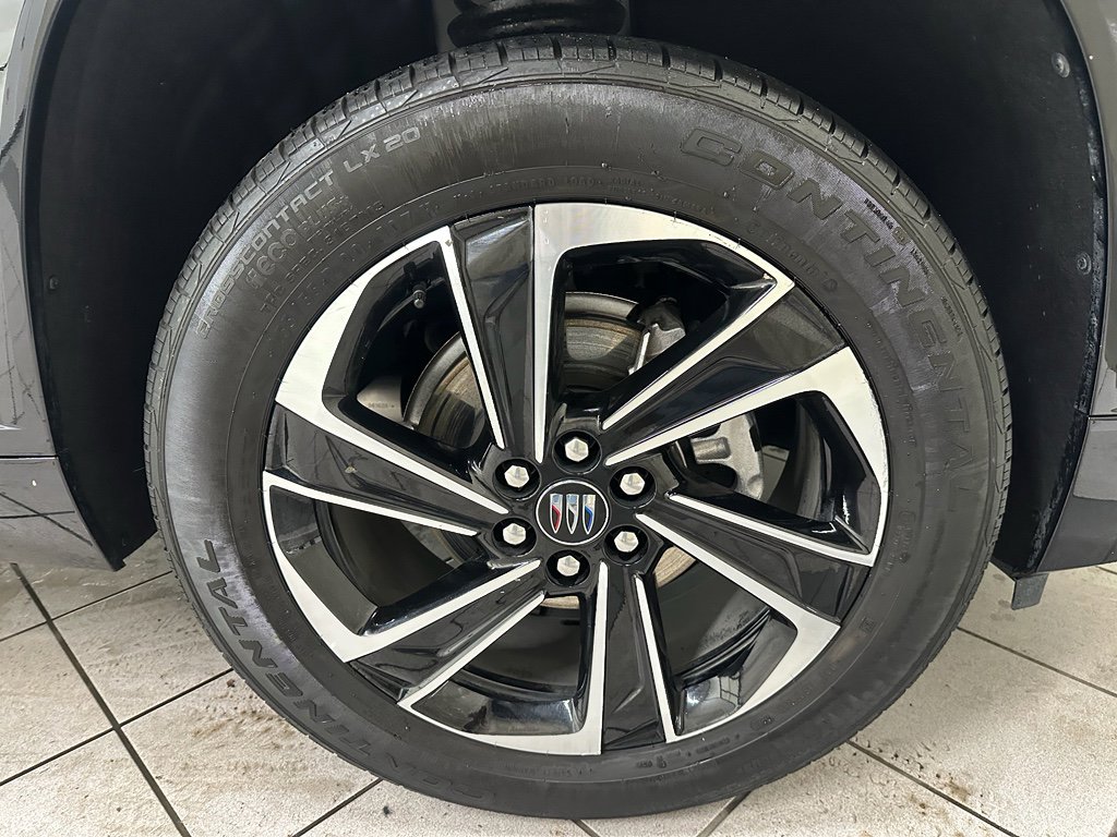 Certified 2025 Buick Enclave Sport Touring image 13