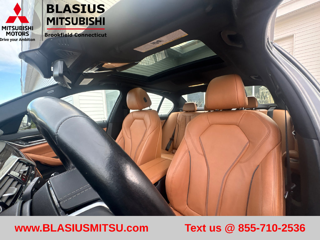 Used 2019 BMW 530i xDrive w/ Convenience Package AWD/4WD image 19