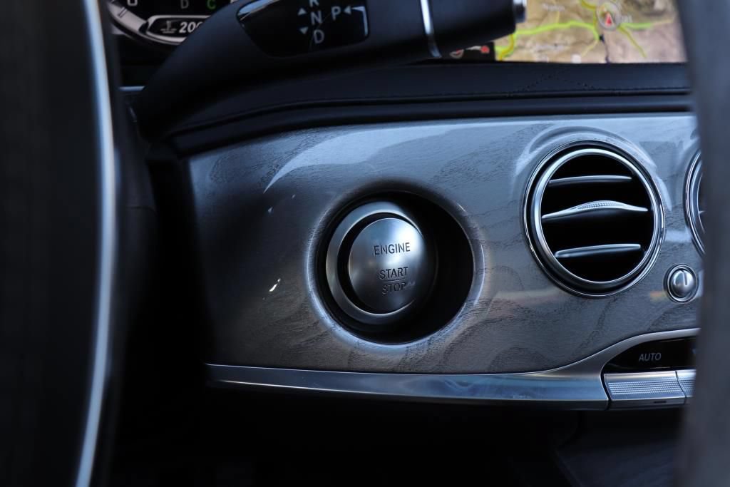 Used 2015 Mercedes-Benz S 63 AMG 4MATIC Sedan image 47