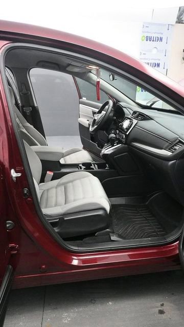 Used 2019 Honda CR-V LX image 17