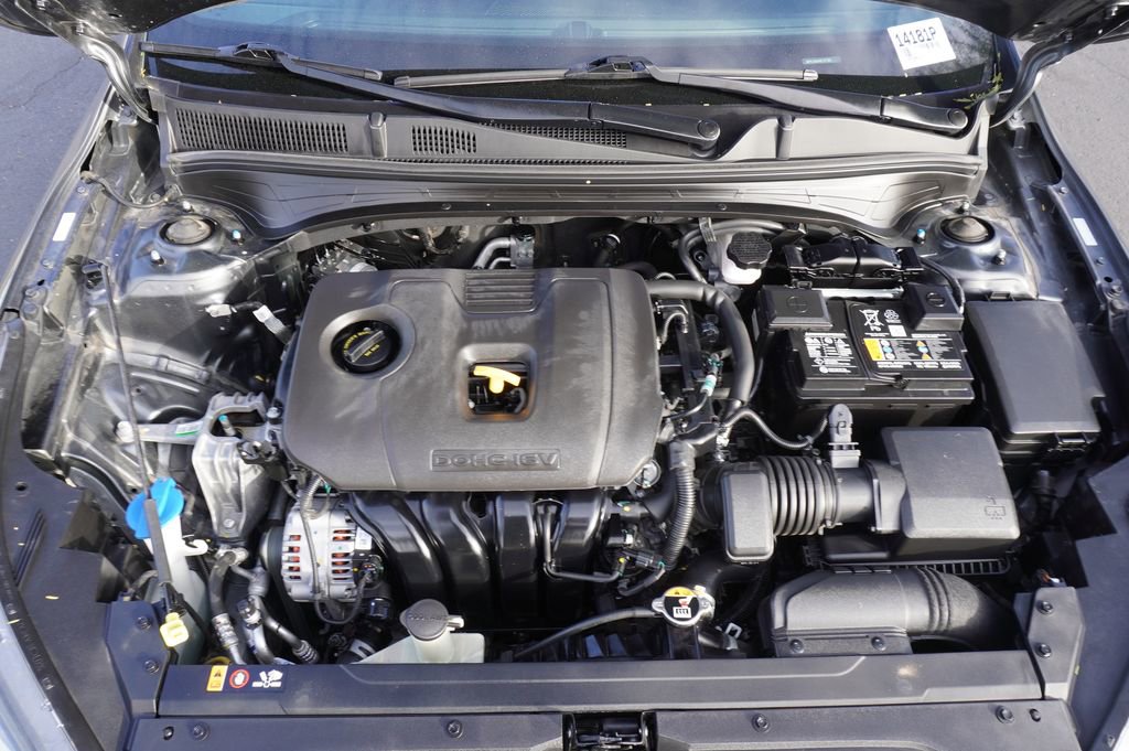 Used 2024 Kia Forte LXS image 7