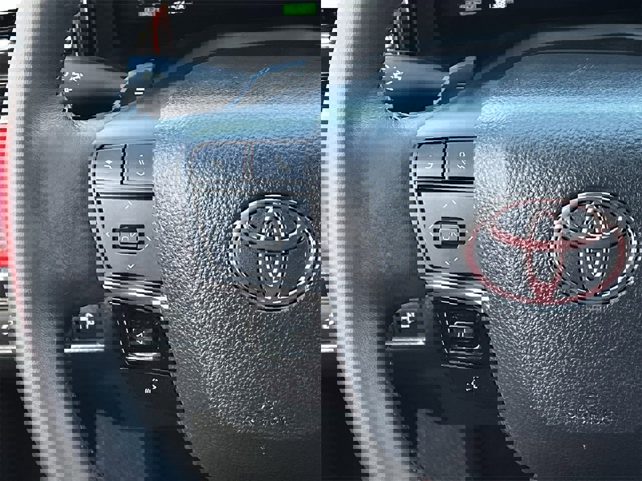 Used 2025 Toyota Camry XSE image 12