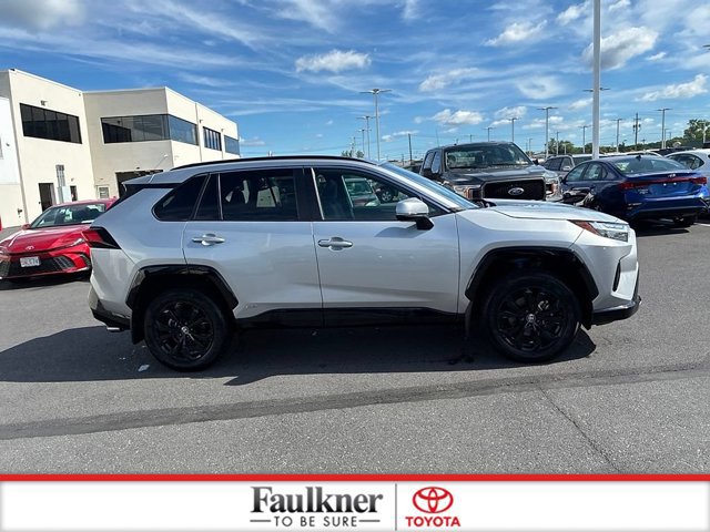 Certified 2024 Toyota RAV4 SE w/ Convenience Package AWD/4WD image 6