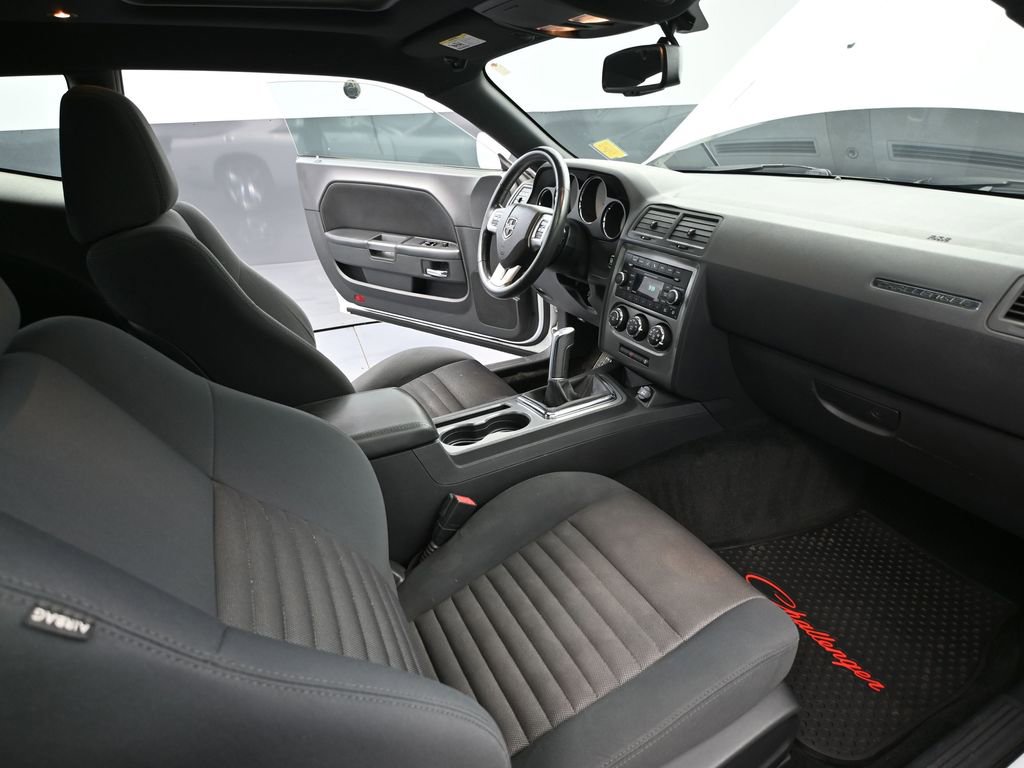 Used 2013 Dodge Challenger R/T image 43