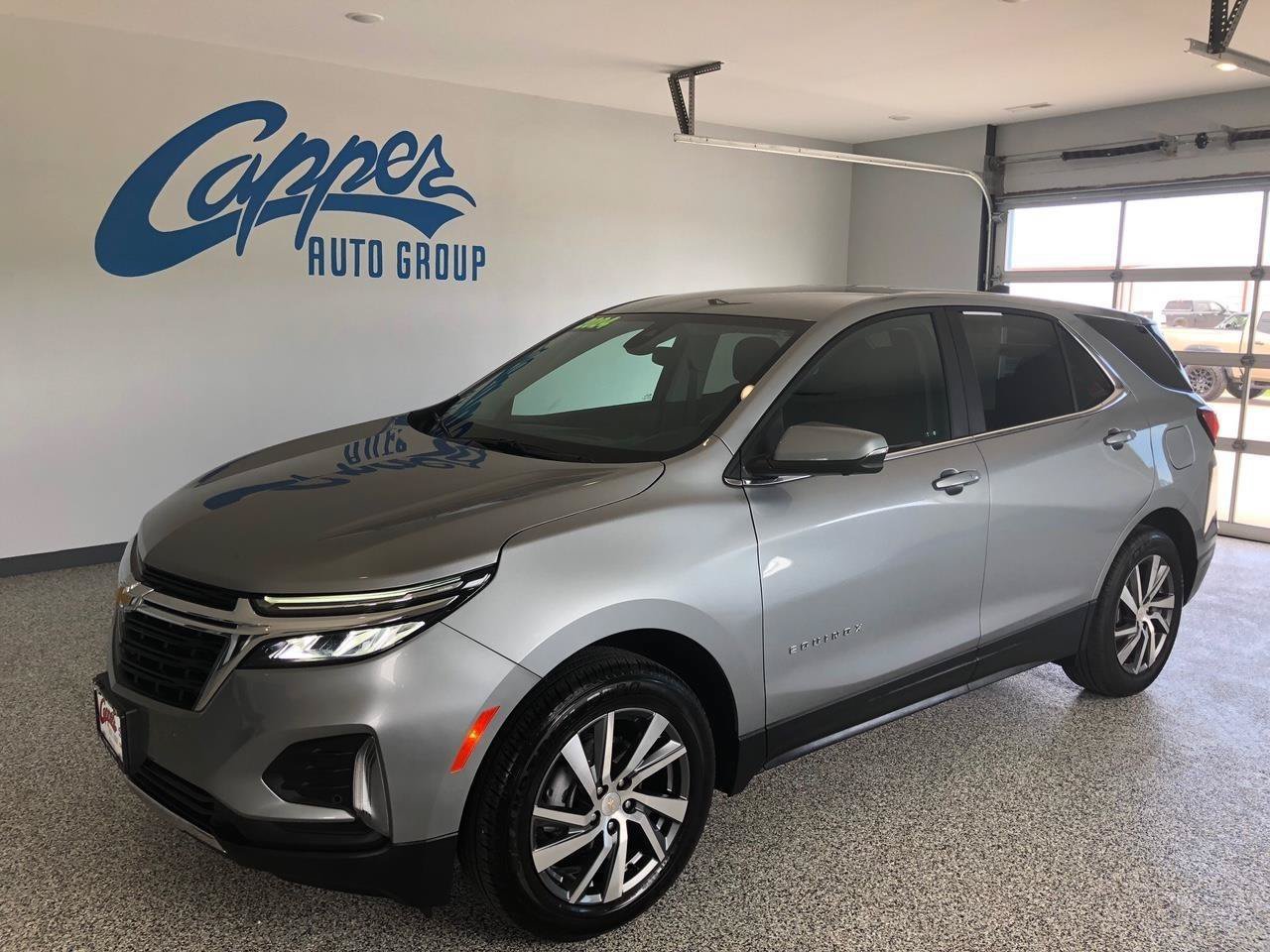 Used 2024 Chevrolet Equinox LT AWD/4WD image 1