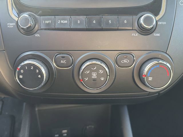 Certified 2017 Kia Forte LX image 17